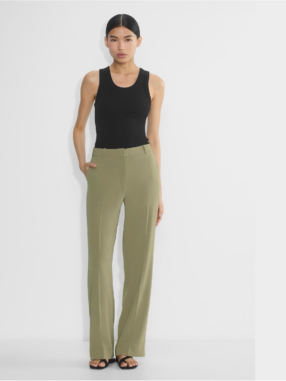 Aritzia Babaton Agency Pant - Mirror Crepe™ High-rise crepe trousers
